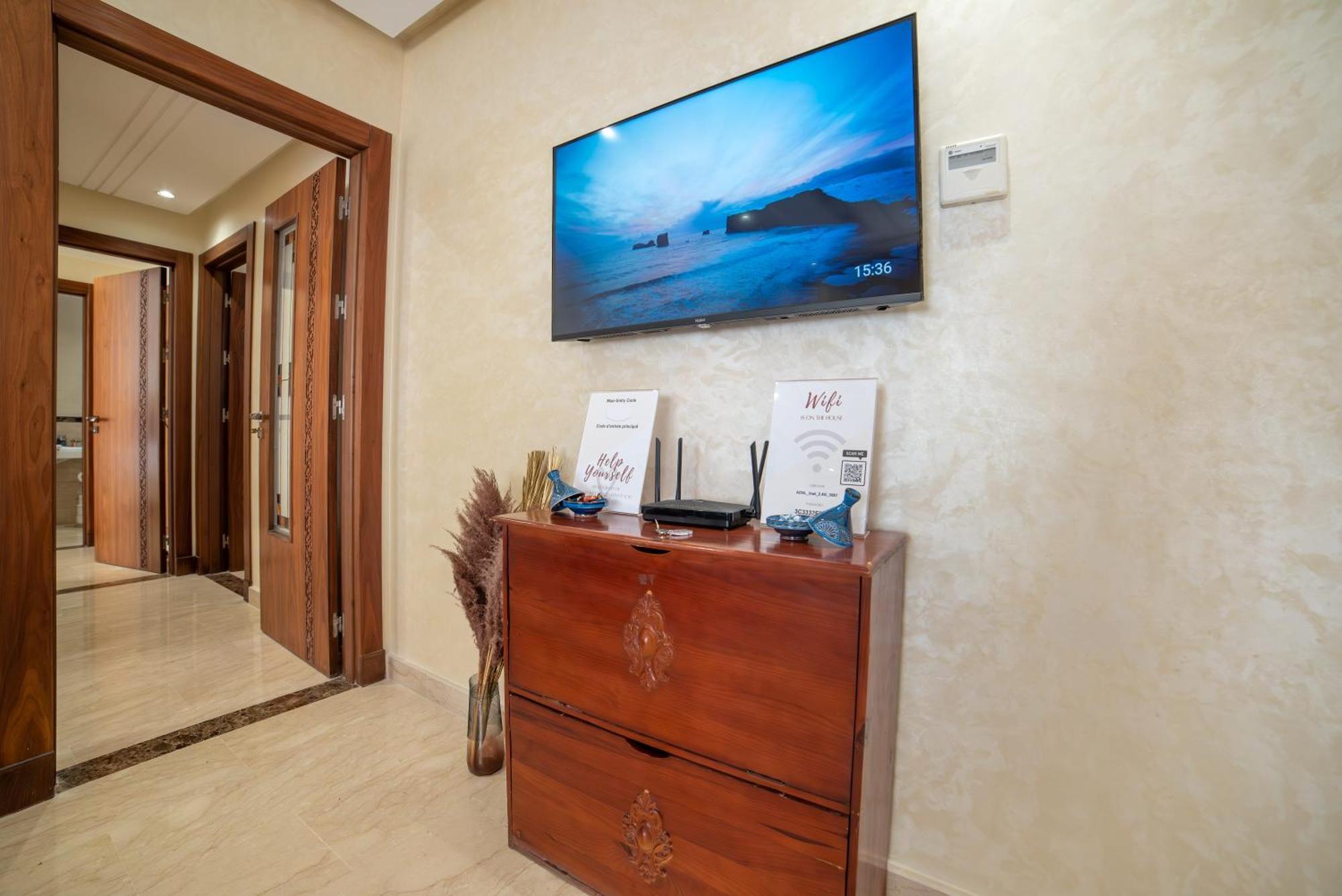 Luxury Seafront Apartment 101Sqm With Wi-Fi And Parking Agadir Extérieur photo