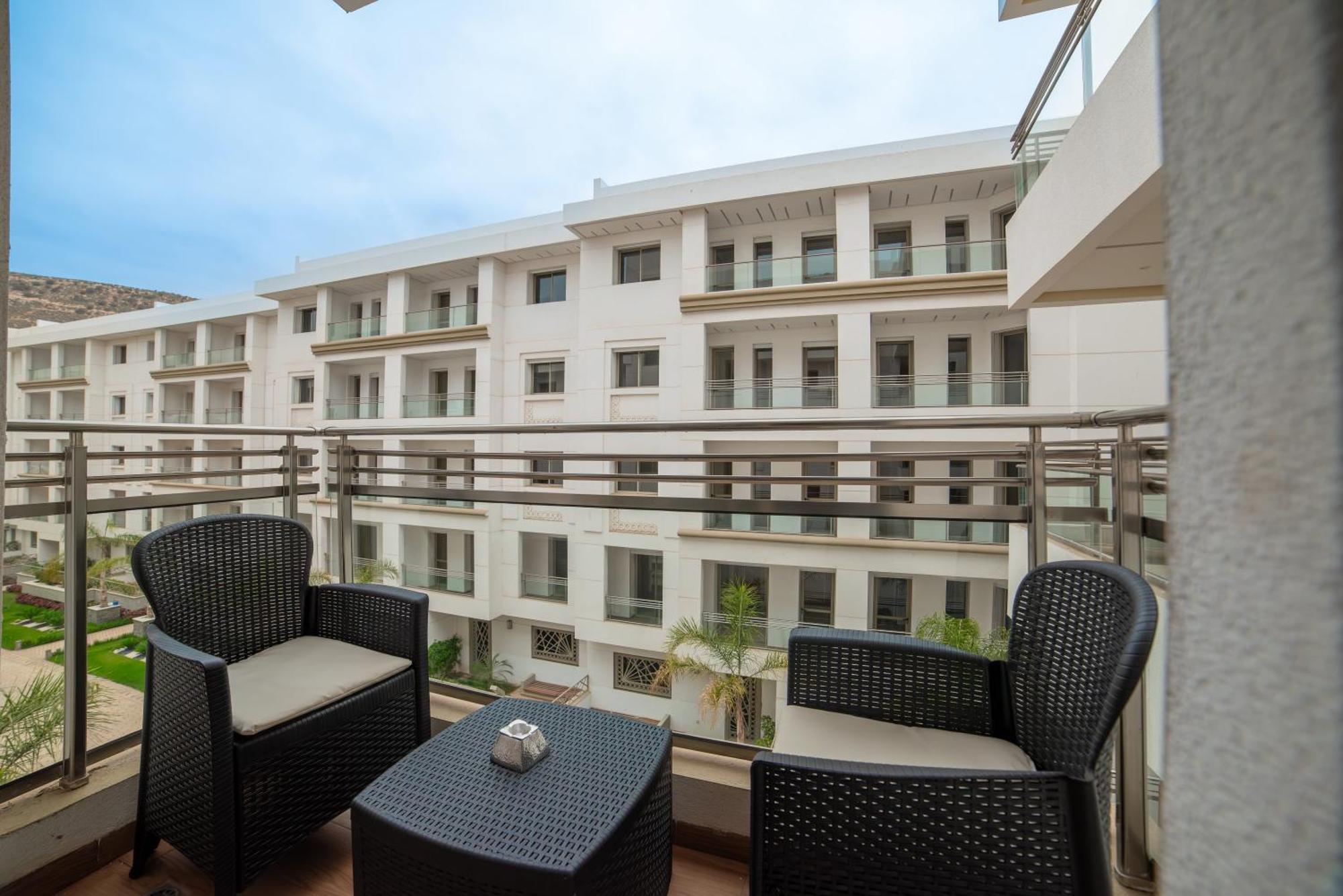 Luxury Seafront Apartment 101Sqm With Wi-Fi And Parking Agadir Extérieur photo