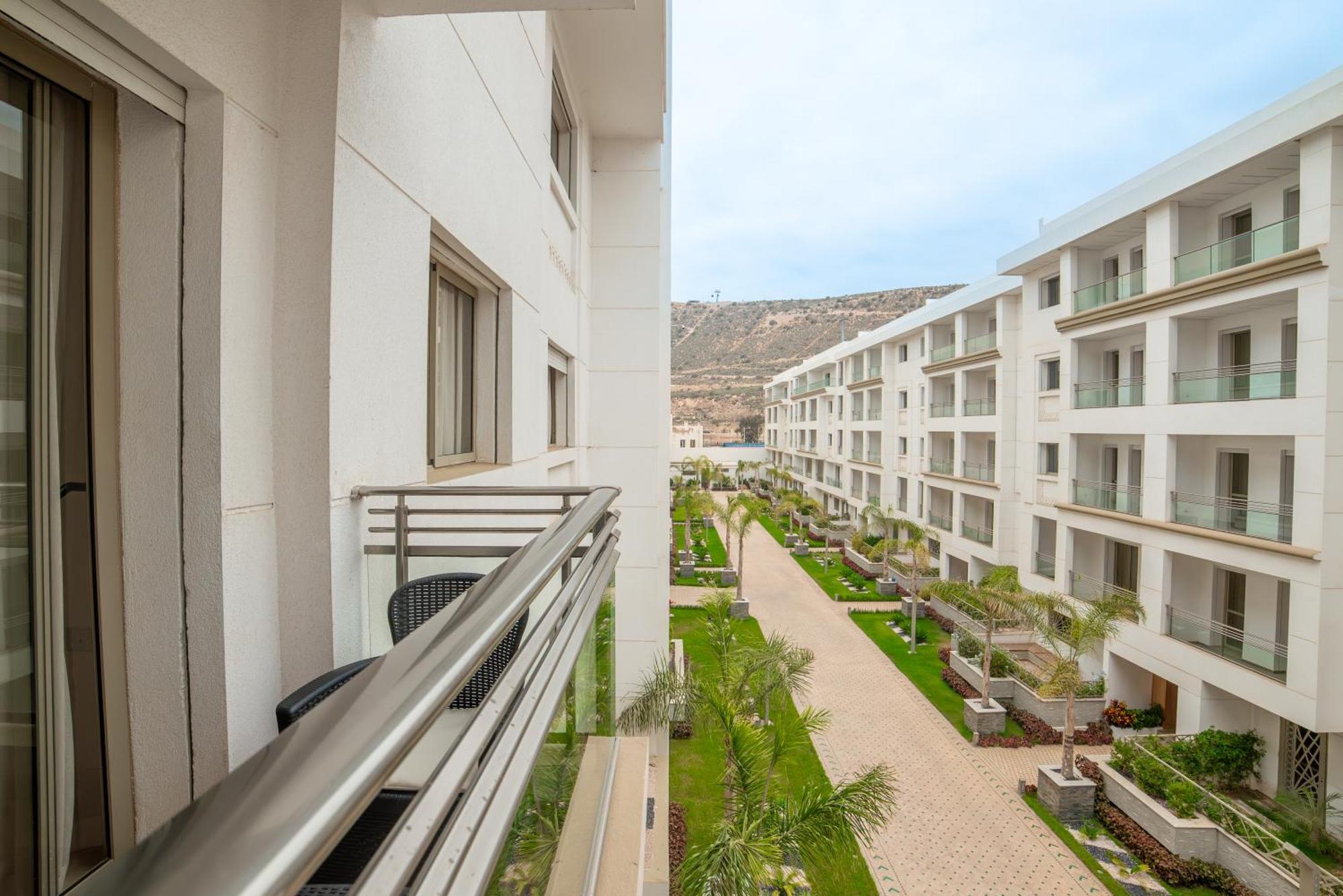Luxury Seafront Apartment 101Sqm With Wi-Fi And Parking Agadir Extérieur photo